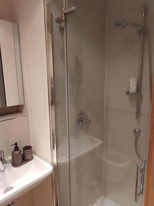 Beautiful 2Br/2Bar Apartement In European District Brussels Luaran gambar